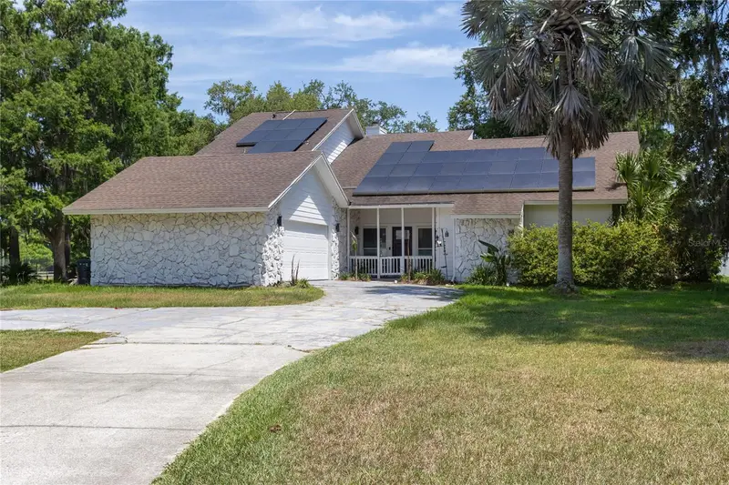 3181 Whisper Wind Dr, FL