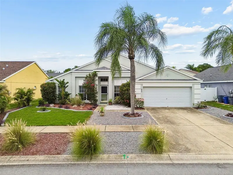 923 Hunter Ln, FL