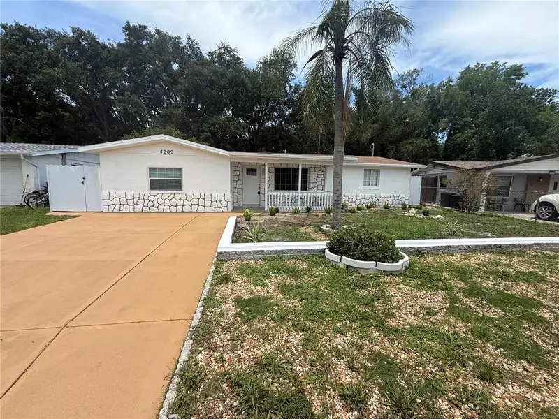 4609 Irene Loop, FL