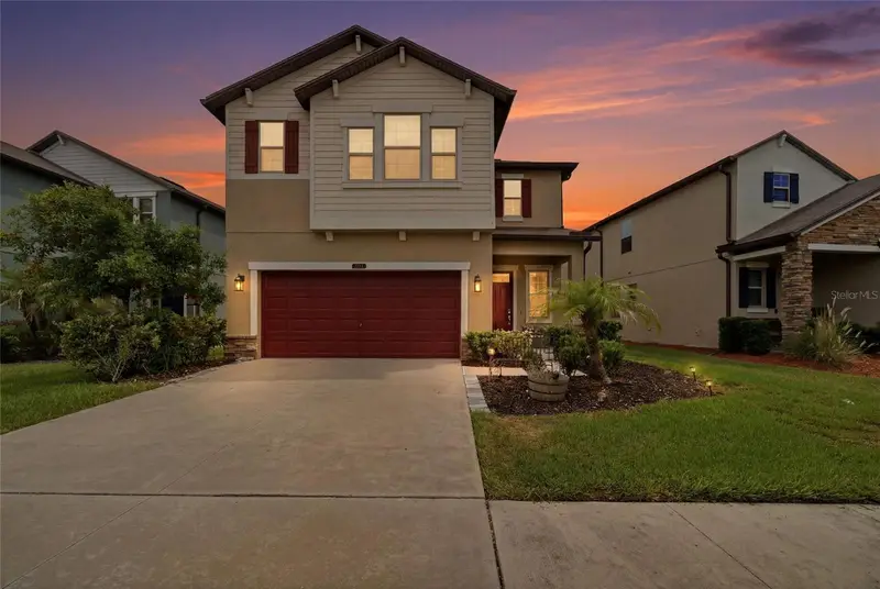 8928 Flourish Dr, FL