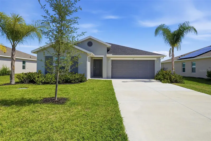 113 Leisure Pl, FL