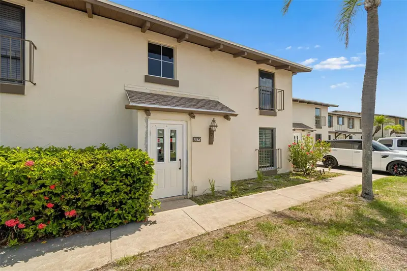 552 Plaza Seville Ct #97, FL
