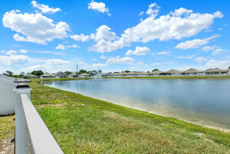 1013 Tidal Rock Ave, FL