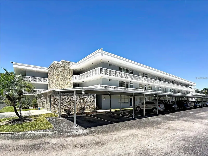 4720 Locust St Ne #314, FL