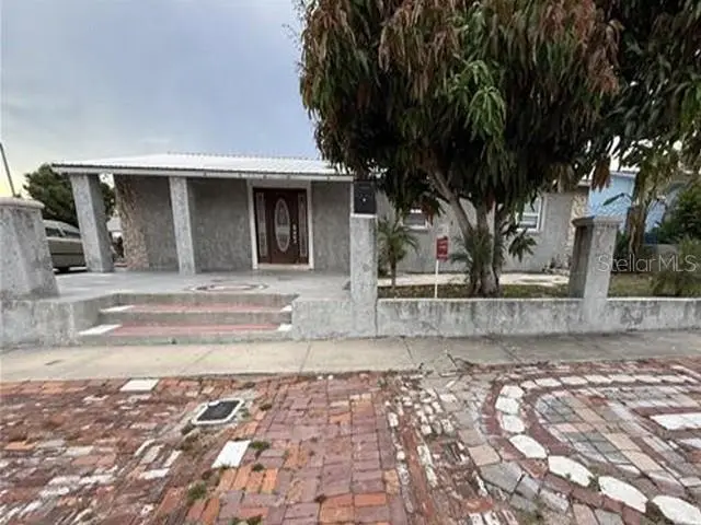 1129 Sw Golden Ave, FL