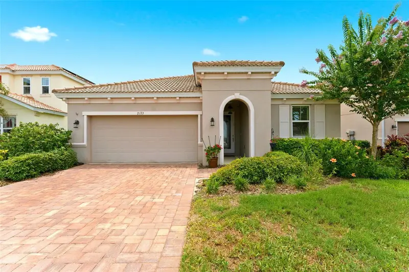 2173 Weaver Bird Ln, FL