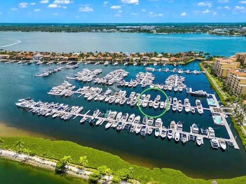 102 Riviera Dunes Way #C10, FL