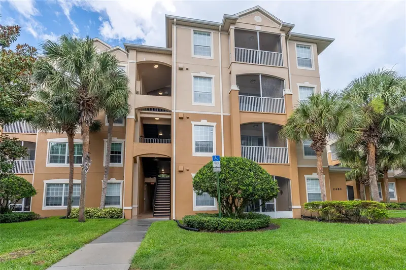 2484 San Tecla St #408, FL