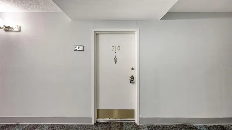 5855 Midnight Pass Rd #510, FL