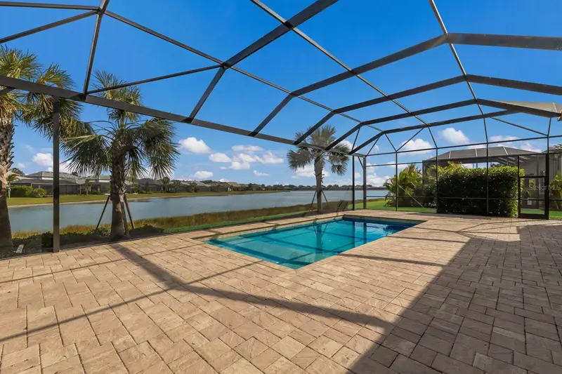 712 Sigsbee Loop, FL
