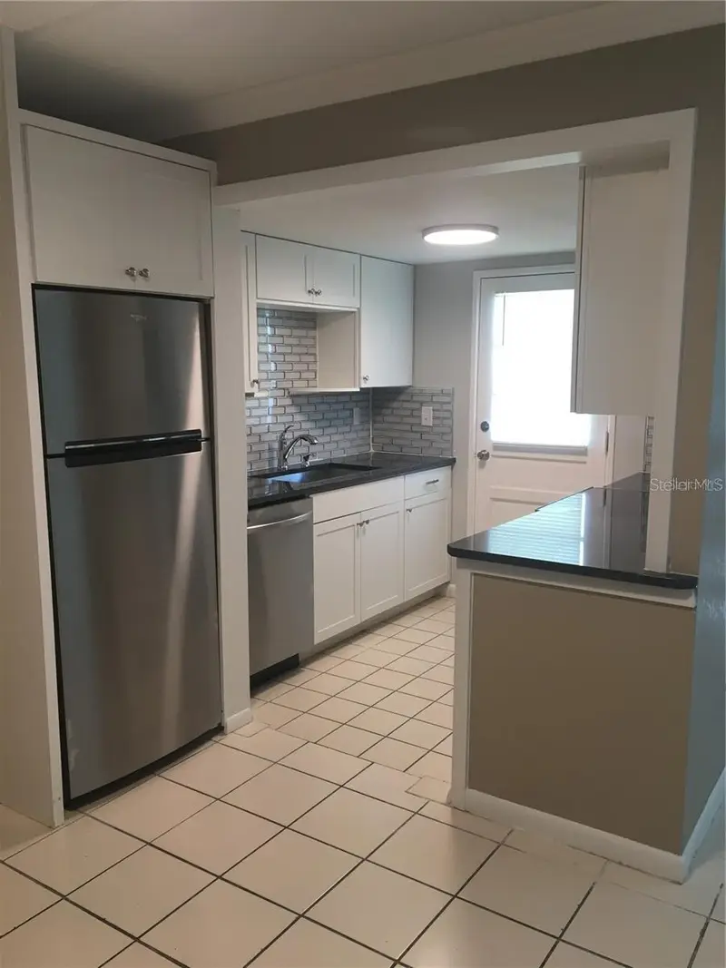2 N Fernwood Ave #7, FL