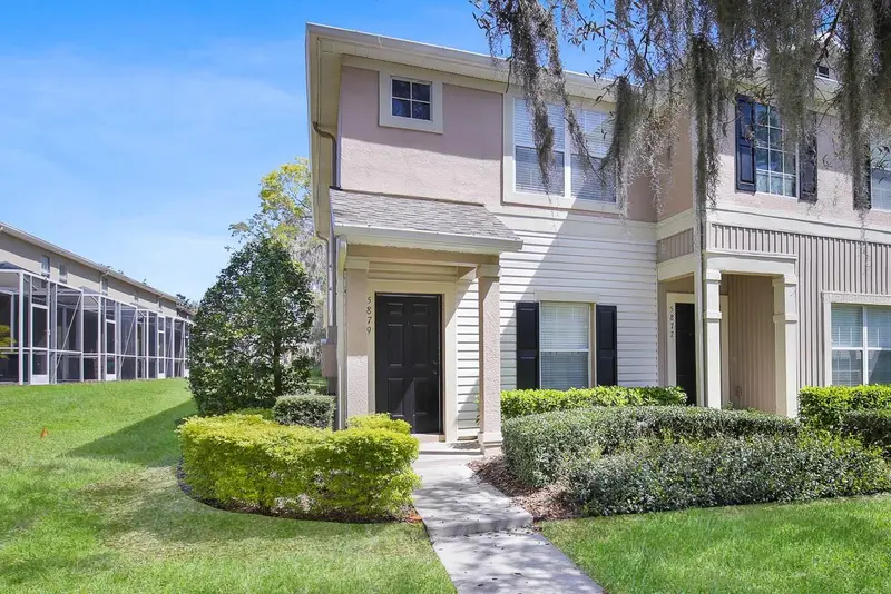 5879 Fishhawk Ridge Dr, FL