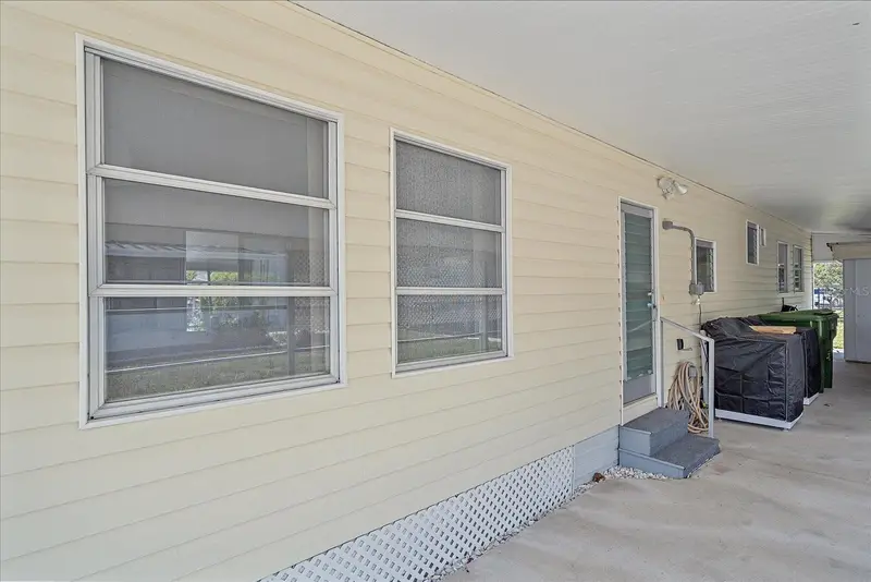 1100 University Pkwy #58, FL