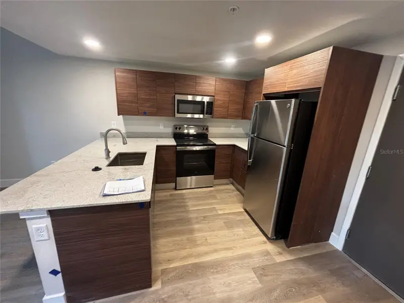 4424 S Texas Ave #205, FL