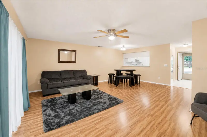 602 Saint Henry Dr, FL