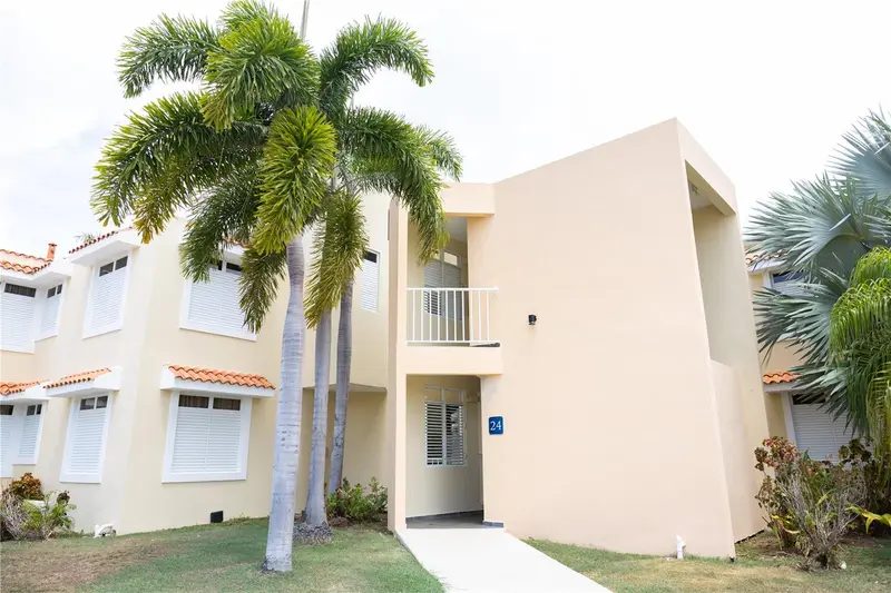 Pr-713 Km 2.5 Cond. El Legado Golf Resort #2412, PR