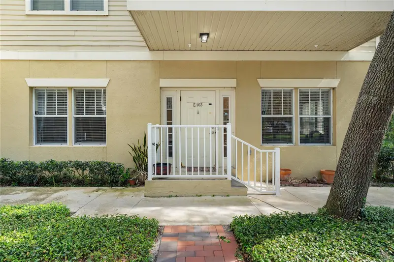 9177 Sw 52nd Rd #E-103, FL