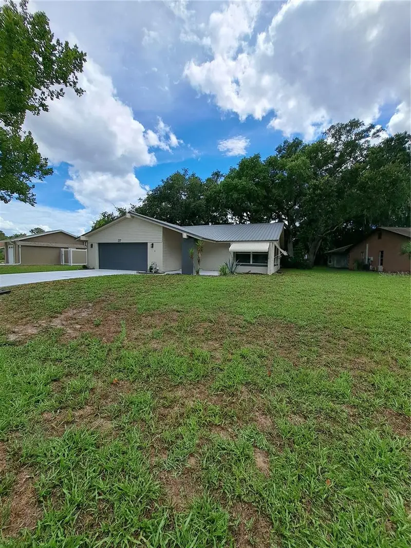 37 Cooper Ln, FL
