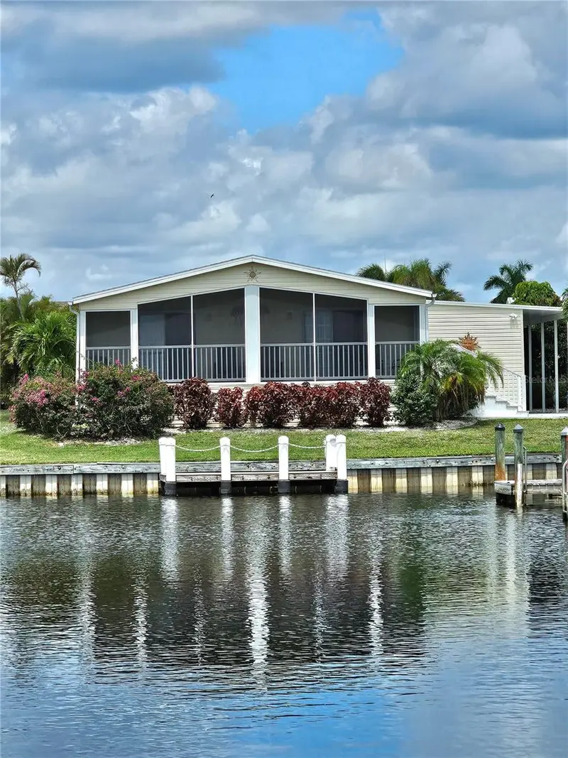 29 Brink Ave, FL