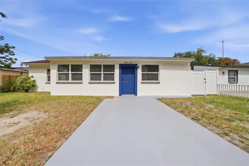 9310 N Dartmouth Ave, FL