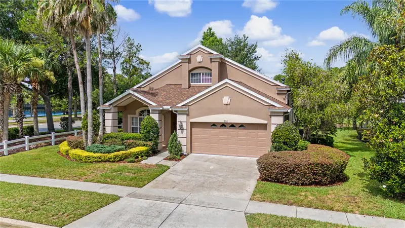 8711 Preston Woods Ct, FL