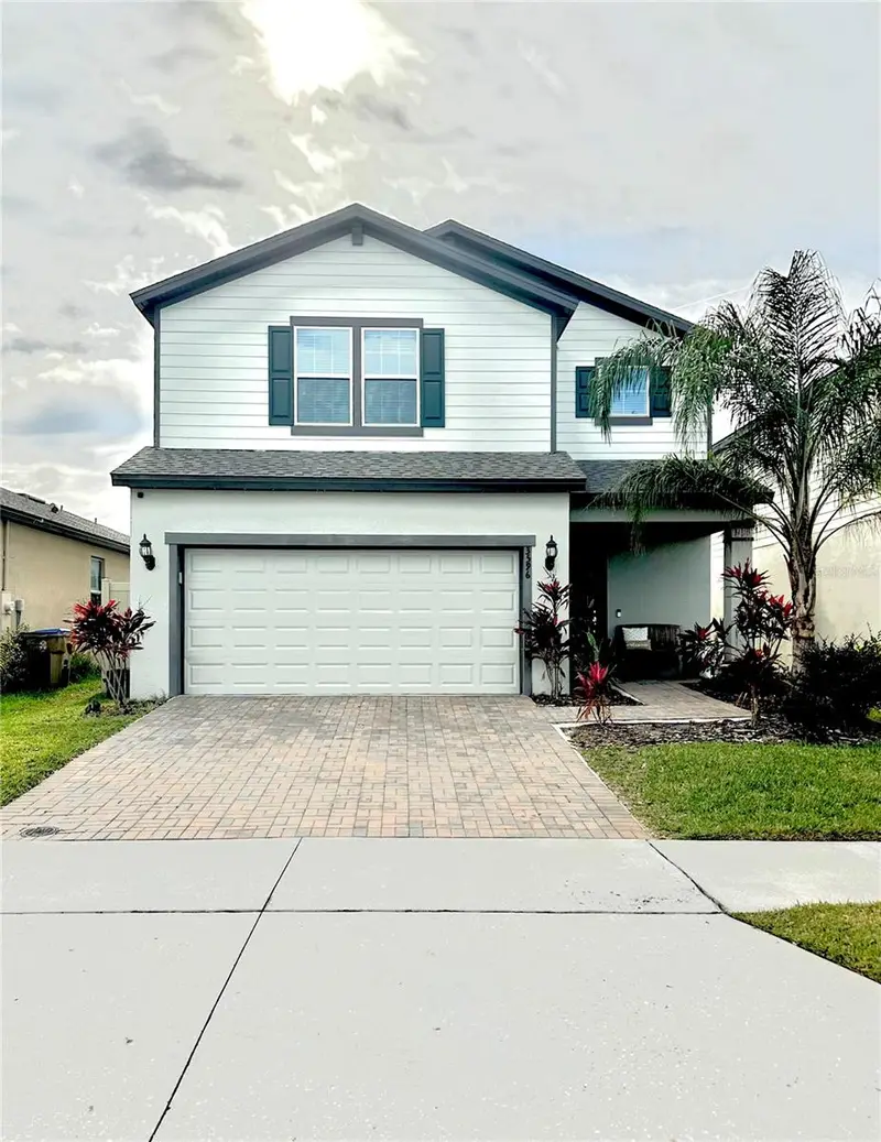 3596 Southern Cross Loop, FL