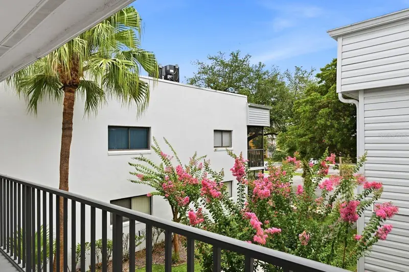 2615 Oak Park Way #2615, FL
