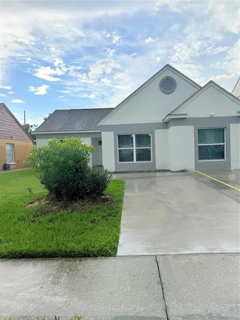 2130 Redleaf Dr, FL