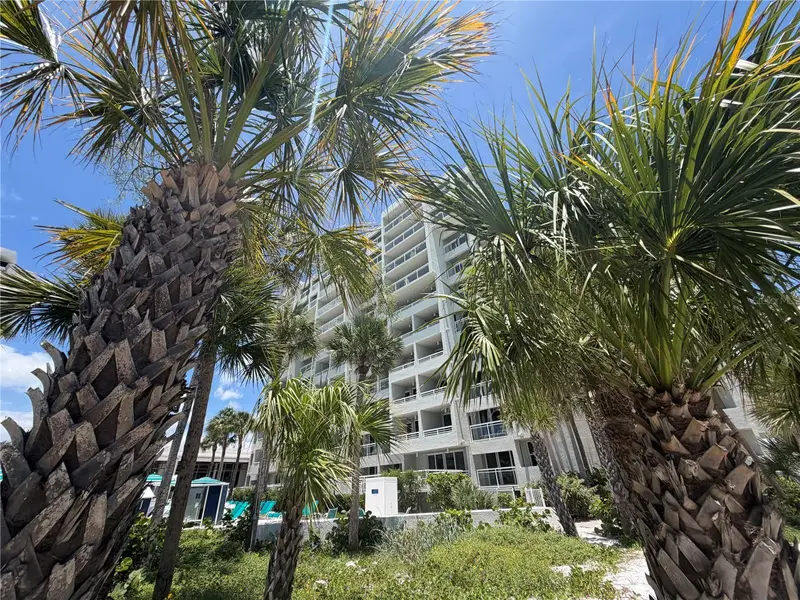 210 Sands Point Rd #2402, FL