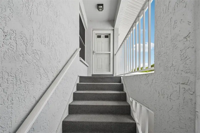 1041 Capri Isles Blvd #209, FL
