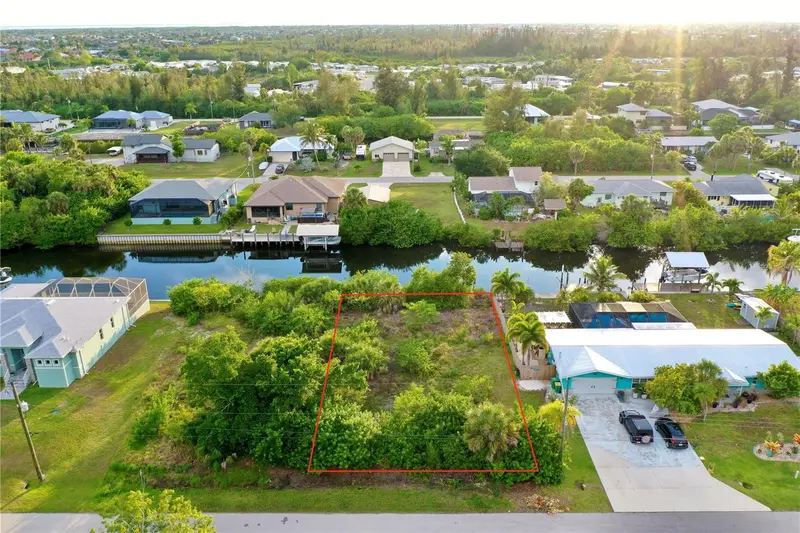 3709 Wisteria Pl, FL