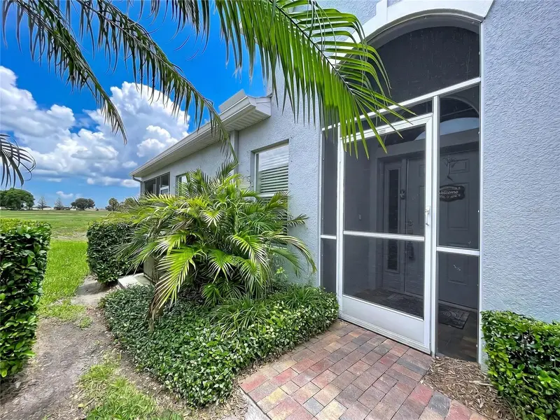 614 Chipper Dr, FL