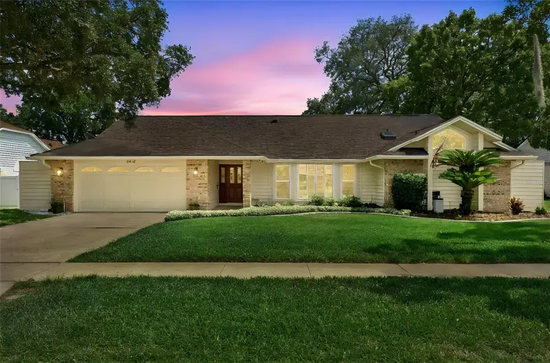 2418 Sweetwater Country Club Place Dr, FL