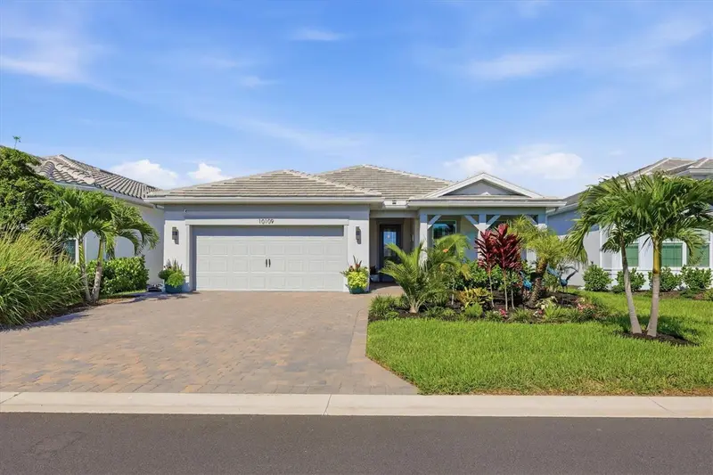10109 Beachwalk Dr, FL