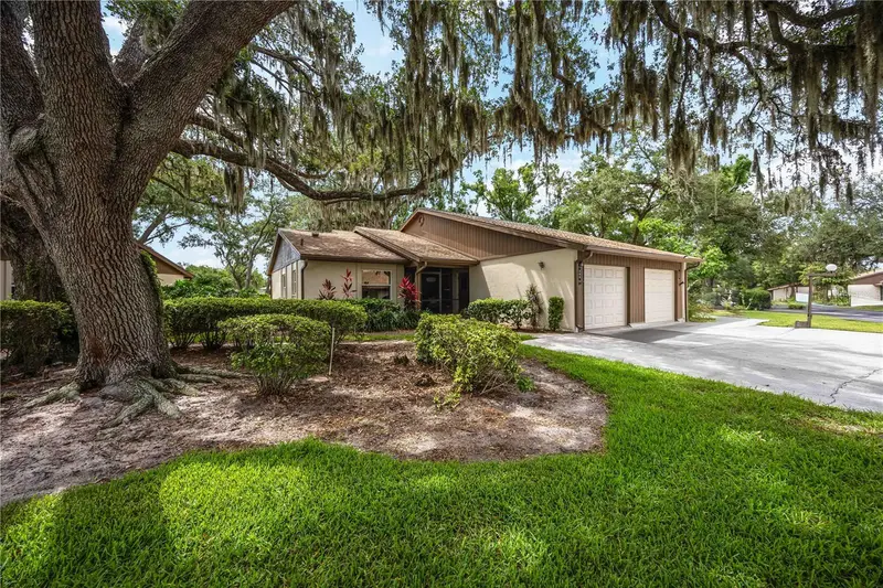 266 Oak Hill Dr #34, FL