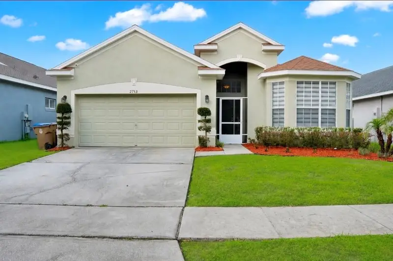 2713 Barnsley Ln, FL