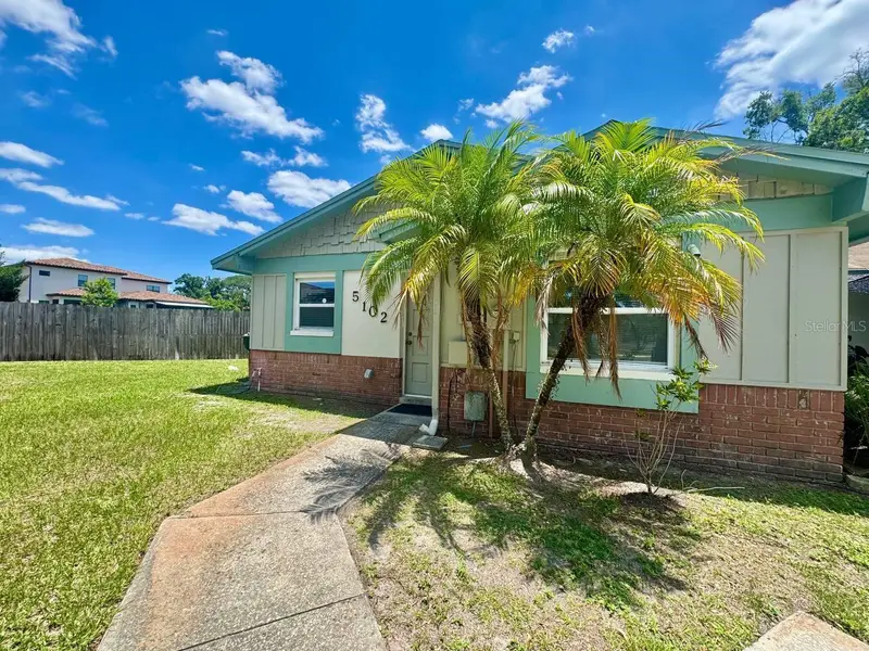 5102 Lawnton Ct, FL