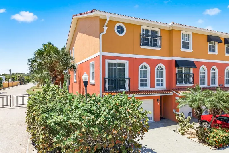 47 W Morgan St, FL