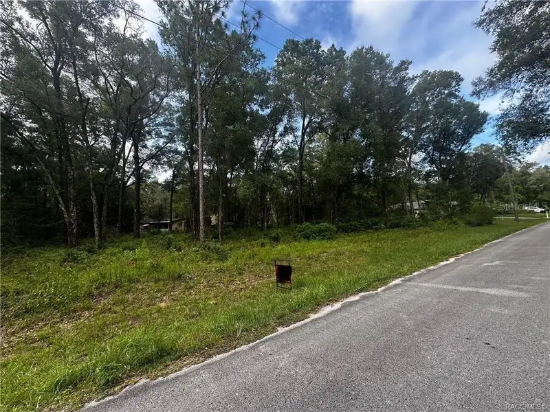 3698 E Johnson Pl, FL
