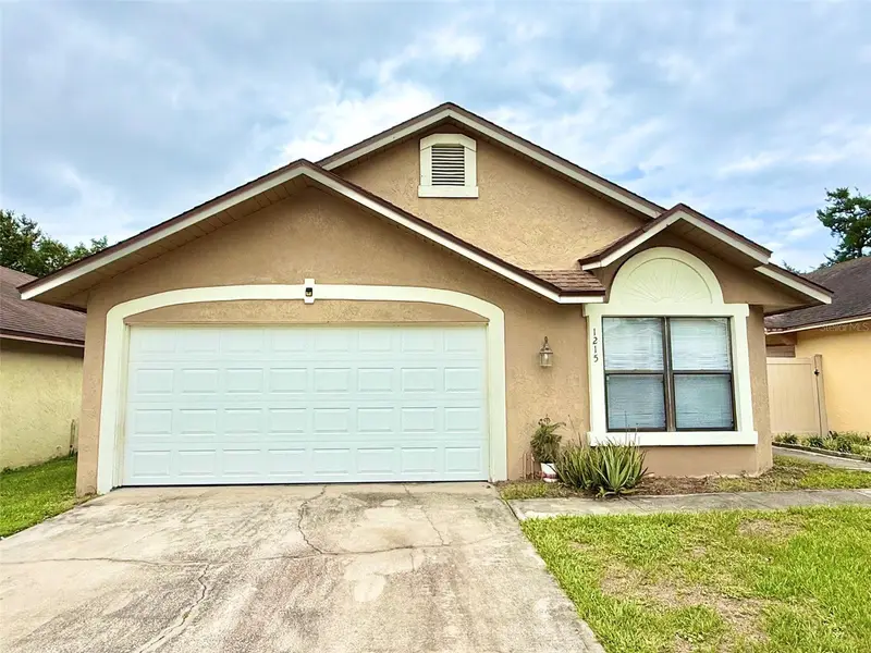 1215 Creekbottom Cir, FL