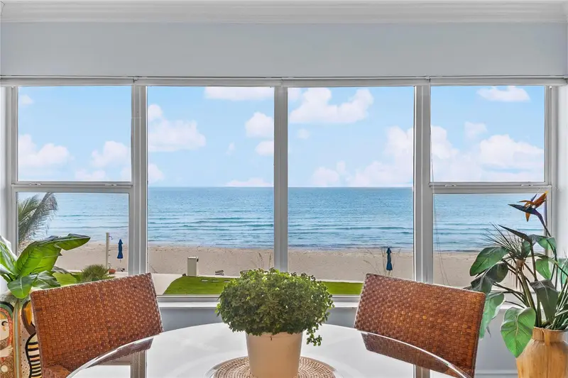 603 Longboat Club Rd #202n, FL