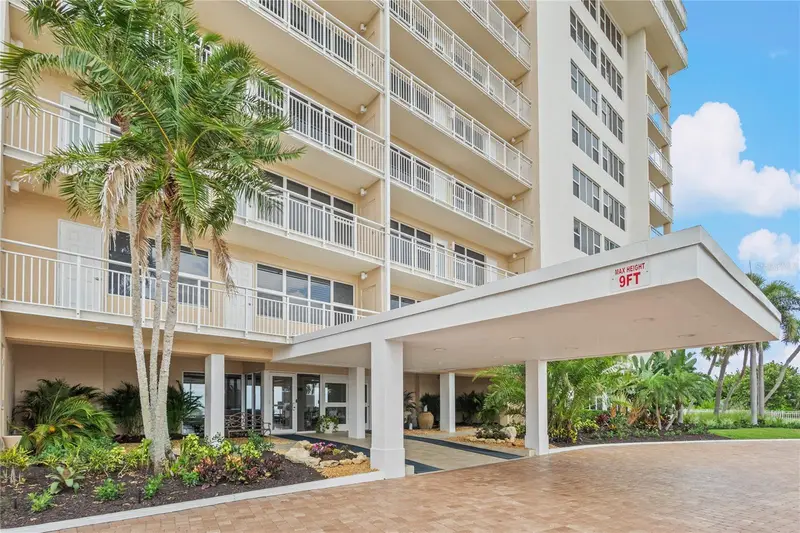 603 Longboat Club Rd #202n, FL