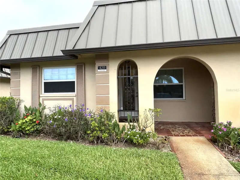 4211 Stratford Dr #4211, FL