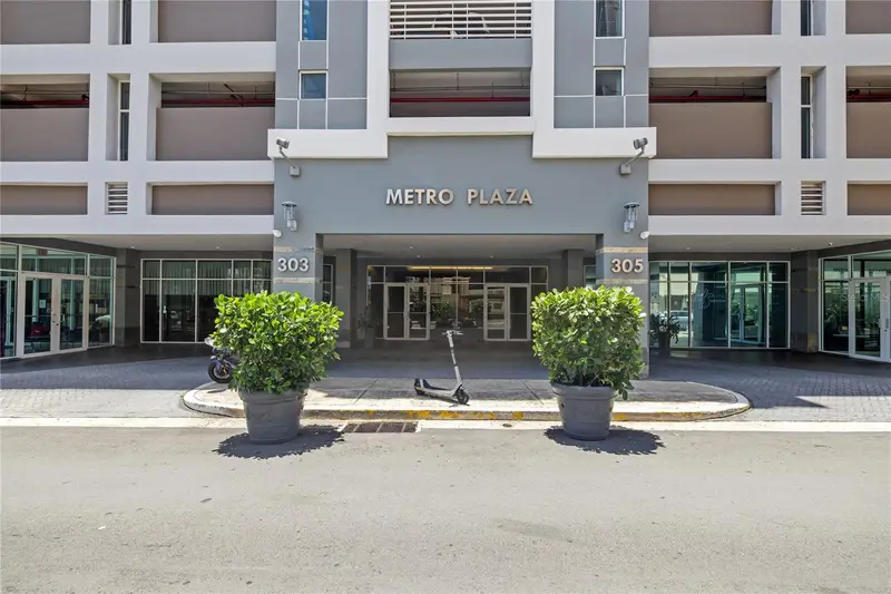 303 Calle Villamil #1101, PR