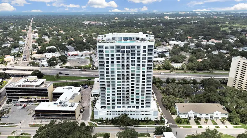 2910 W Barcelona St #604, FL