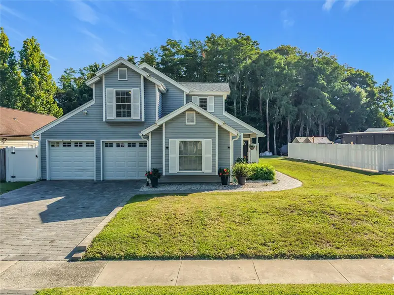 9945 Triple Crown Cir, FL