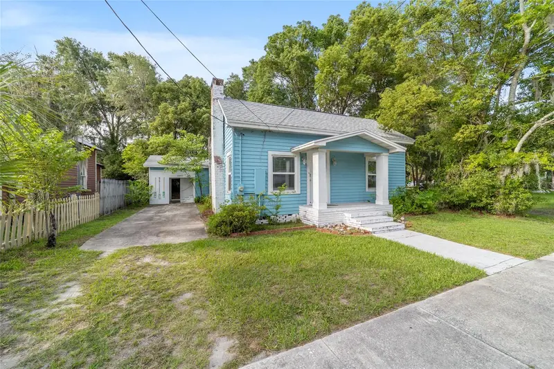 20837 Walnut St, FL
