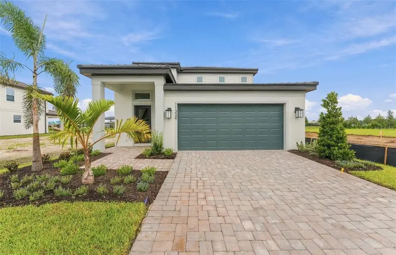 11334 Meadow River Way, FL