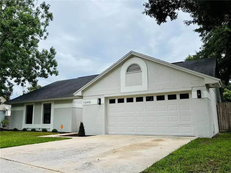 1045 Shaffer Trl, FL