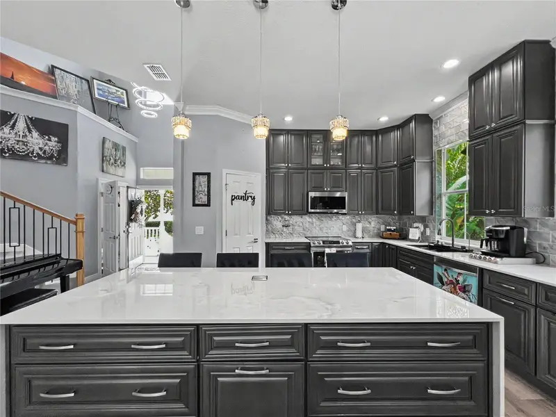 816 Runner Oak St, FL